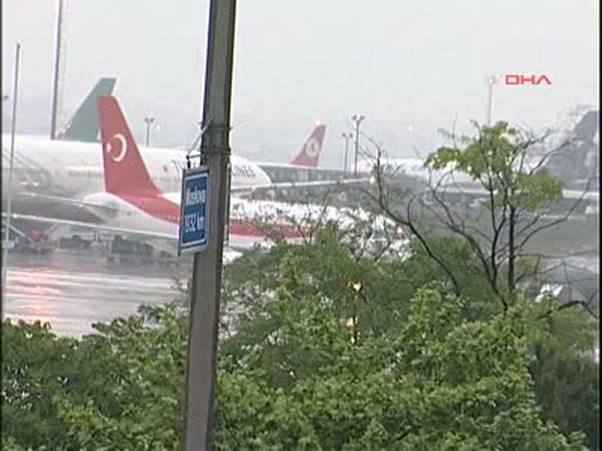 Başbakan Erdoğan İstanbul\'a Geldi