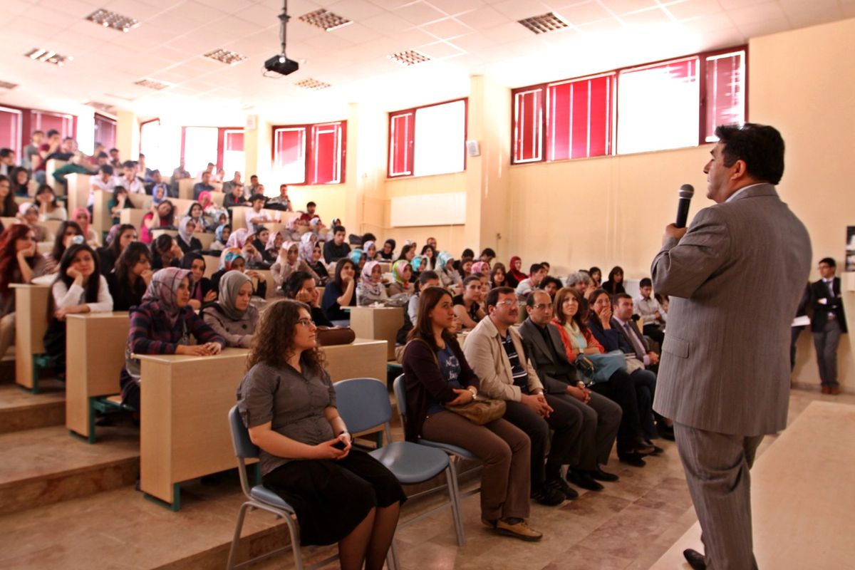 Bayburt Üniversitesi\'nde "Stres" Konferansı…