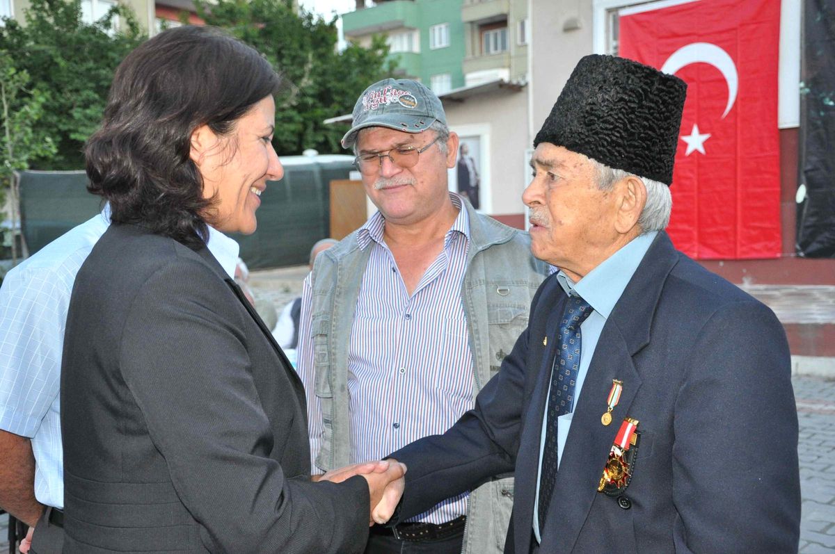 CHP Şehit ve Gazi Aileleriyle Buluştu