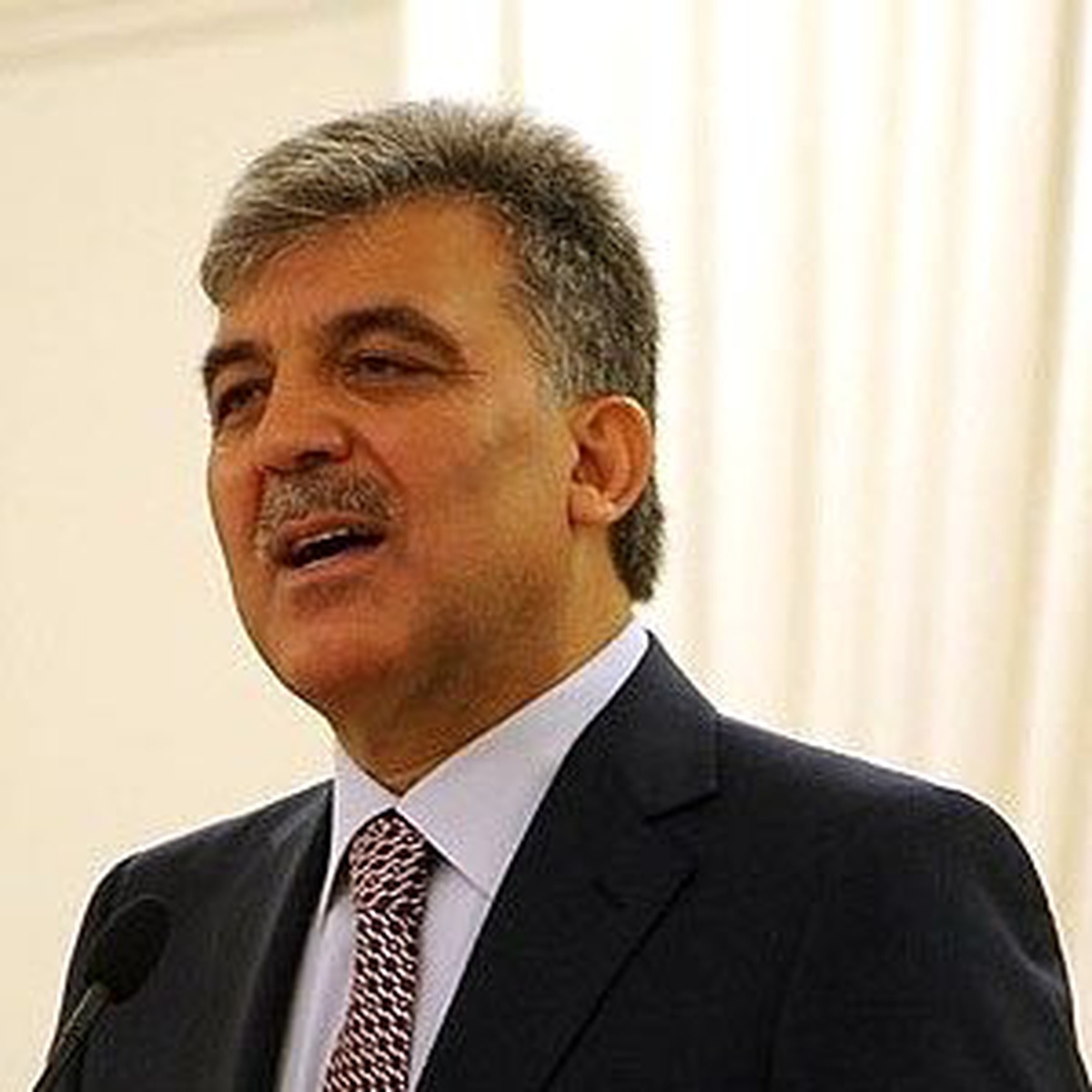Cumhurbaşkanı Gül: "Atatürk\'ün İşaret Ettiği Hedefte Kilit Gençler"