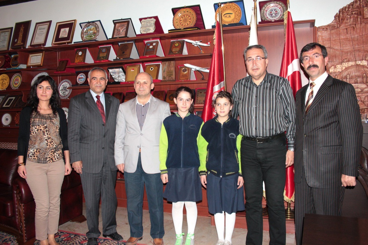 Cumhuriyet İlköğretim Okulu Yönetici ve Öğretmenleri Ünver'i Ziyaret Etti