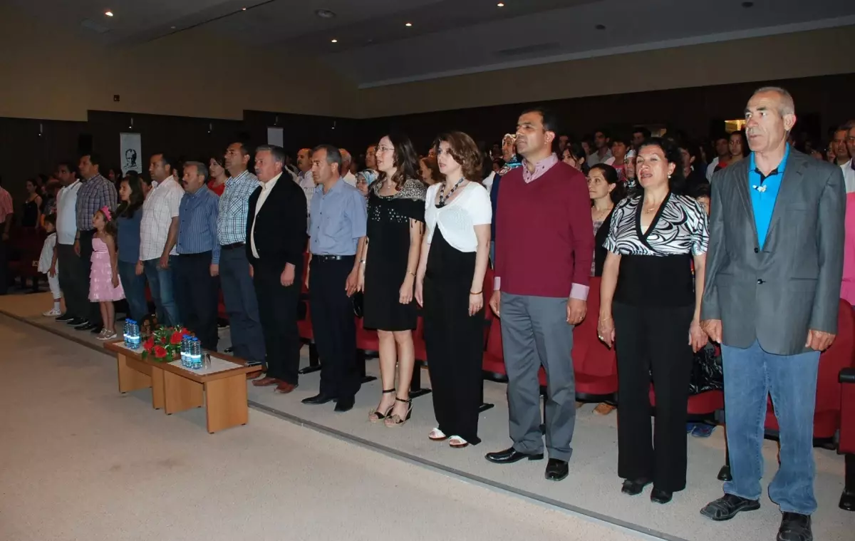 Didim Anadolu Lisesi'nden 'Gençlik Haftası'nda Müzik Ziyafeti