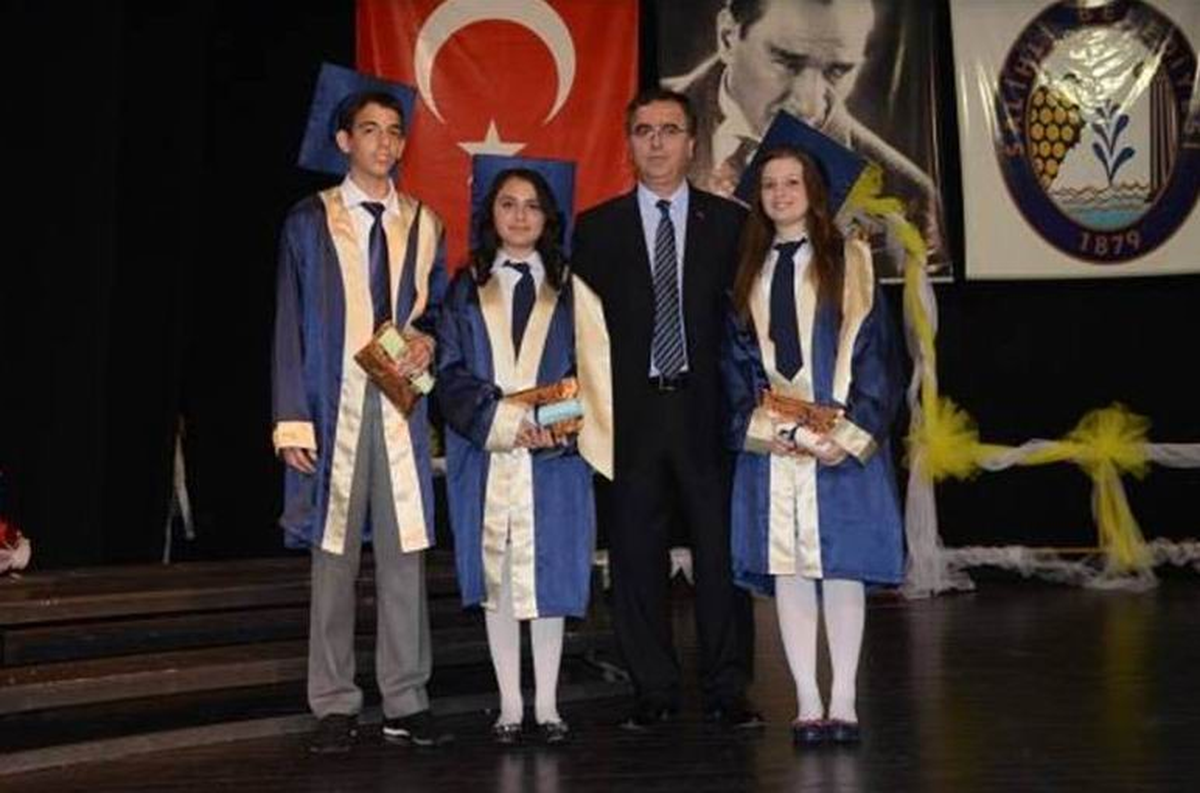 Fadime Bolkan\'da Mezuniye Coşkusu