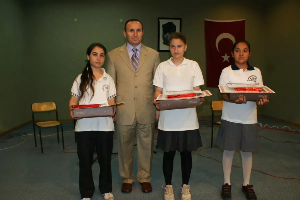 \'Hayalimdeki Mezitli-4\' Kompozisyon Yarışmasında Ödüller Verildi