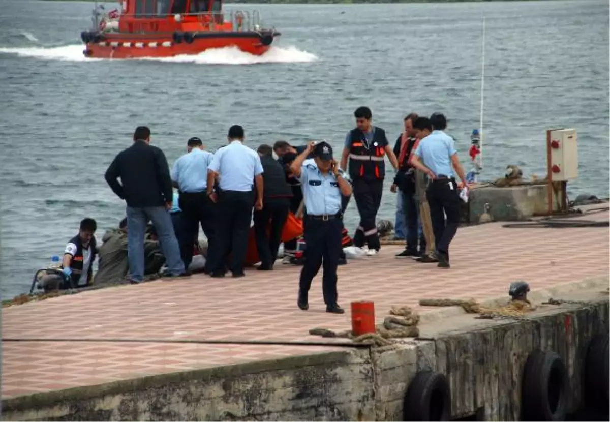 Kadıköy\'de Denizden Ceset Çıktı