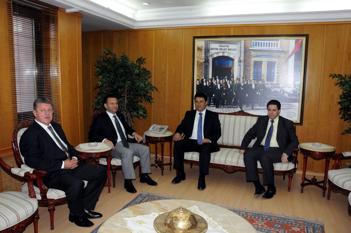 KKTC Ulaştırma Bakanı Vali Aksoy\'u Ziyaret Etti