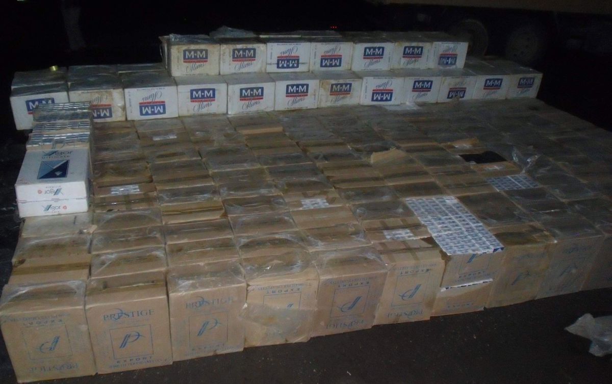 Mıcır Yüklü Kamyondan 133 Bin Paket Kaçak Sigara Çıktı