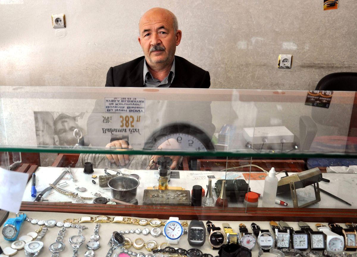 Saatçilik Mesleği Teknolojiye Direniyor