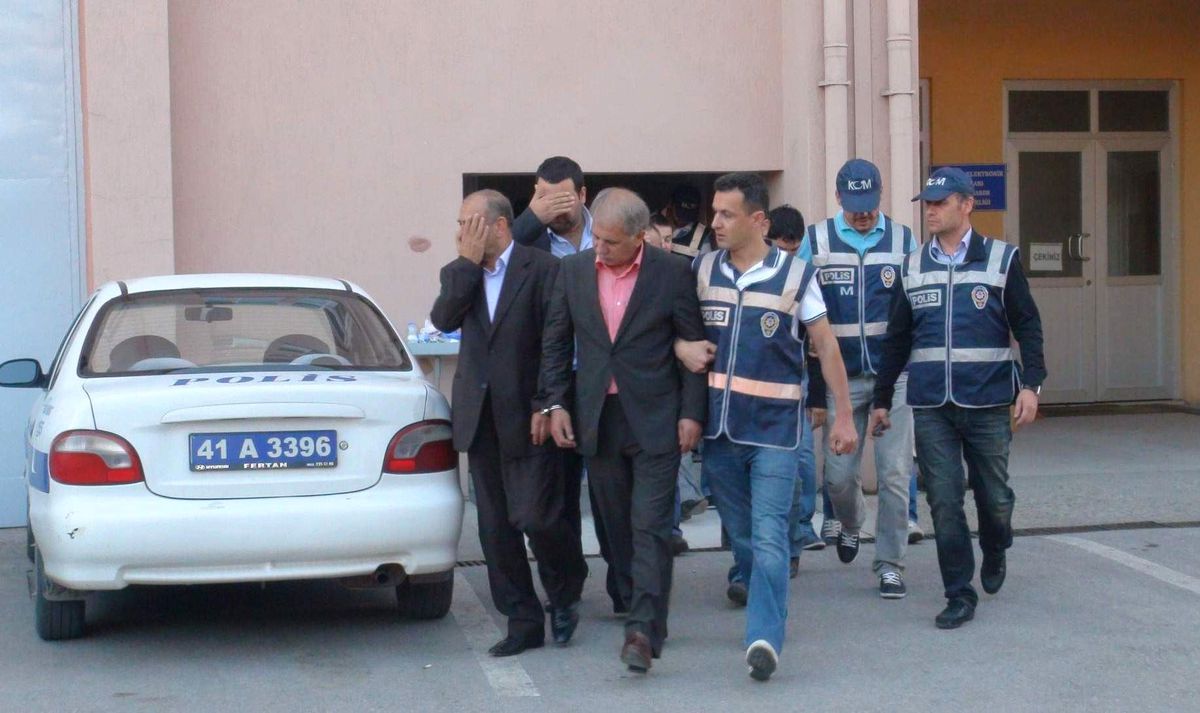 Yakıt Kaçakçılığı İddiasıyla Gözaltına Alınan 13 Kişi Serbest Bırakıldı
