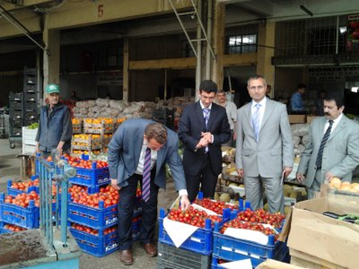 Ziraat Fakültesi\'nden Hal Müdürlüğüne Ziyaret