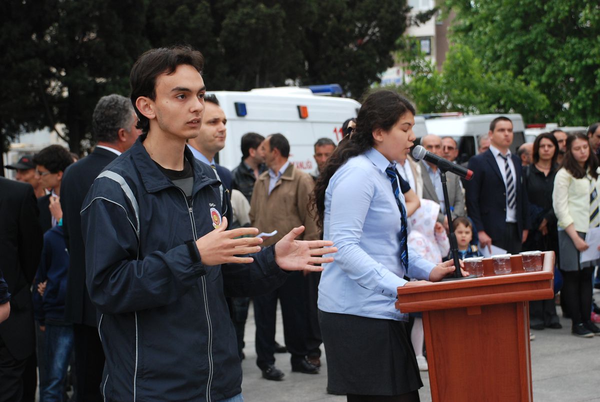 19 Mayıs Törenleri İşitme Engelliler İçin İşaret Diliyle Anlatıldı