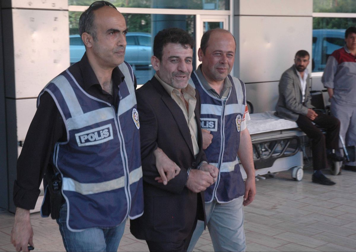 2 Kişiyi Önce Vurdular, Yakalanınca Tehdit Ettiler
