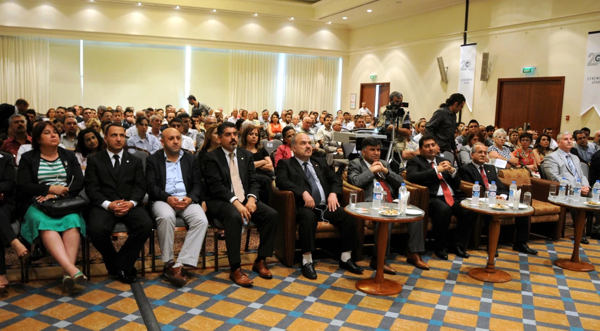 Adana\'da "Bilgi Güçtür" Toplantısı