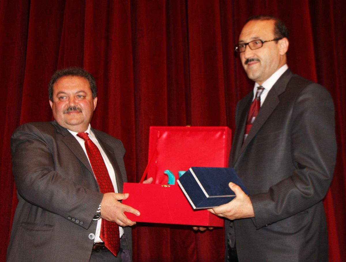Ahlat'ta 'Girişimcilik ve Kariyer Planlama' Konulu Panel Yapıldı