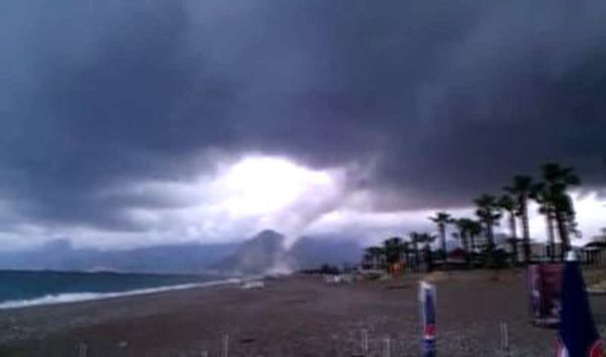 Antalya\'da \'Hortum Dehşeti\'