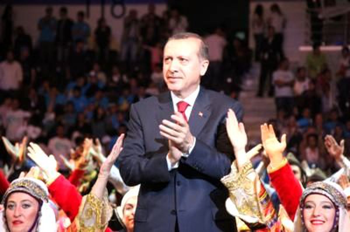 Başbakan Erdoğan, Türkiye 2. Gençlik Şurası\'na Katıldı