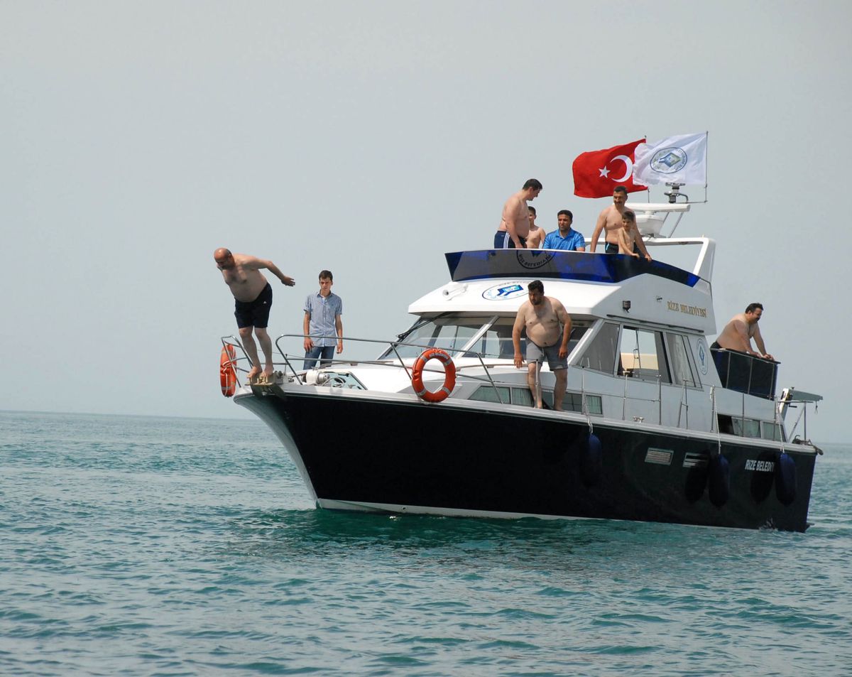 Başkan Bakırcı Deniz Sezonunu Açtı