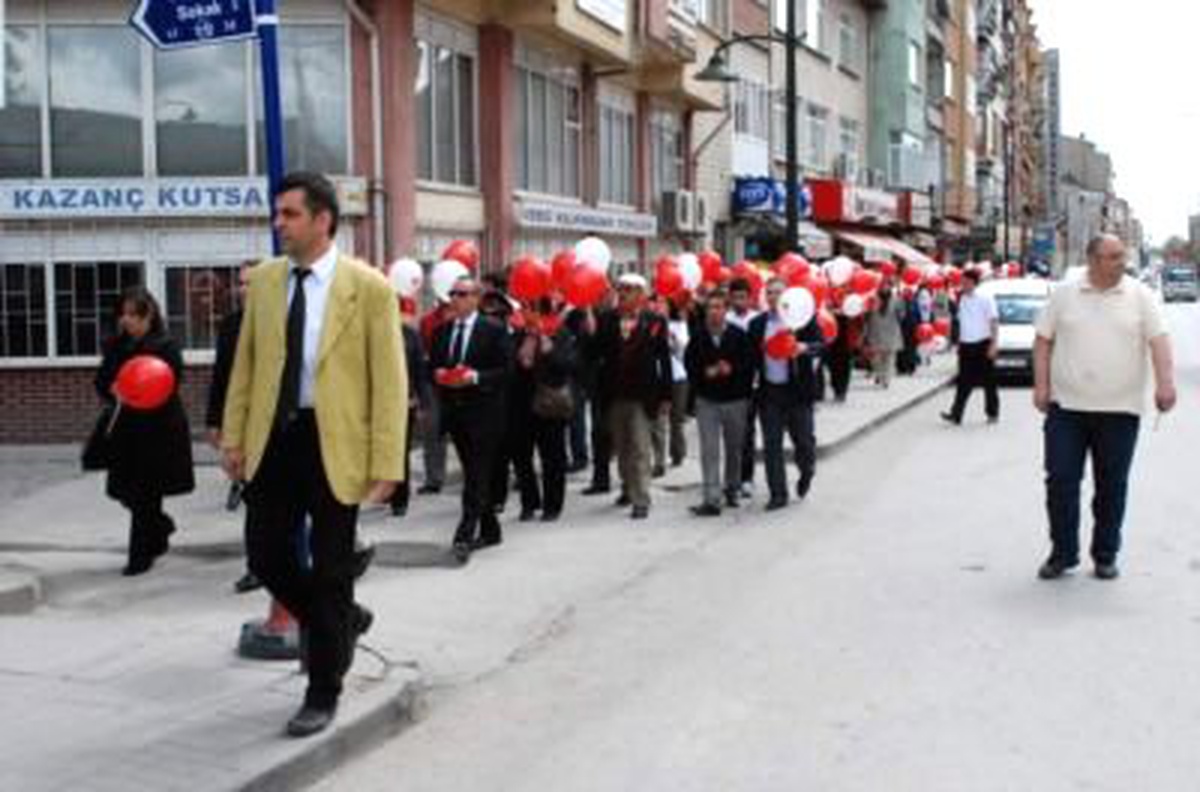Bozüyük'te 19 Mayıs Atatürk'ü Anma, Gençlik ve Spor Bayramı
