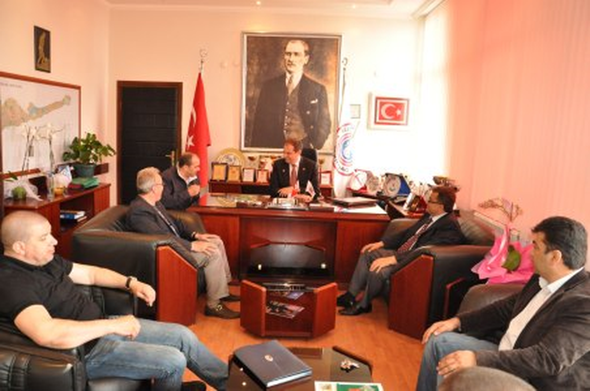 Bulgaristanlı Başkanlardan Belediyeye Ziyaret