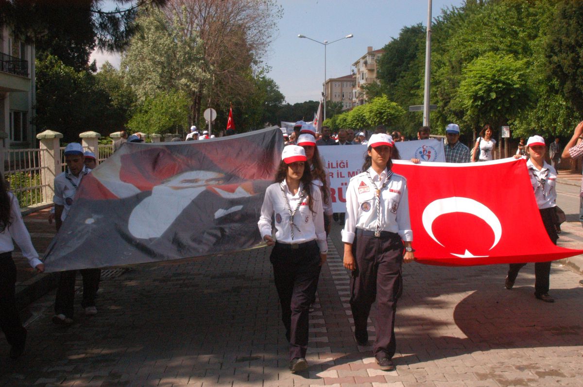 Çanakkale\'de 19 Mayıs Coşkusu