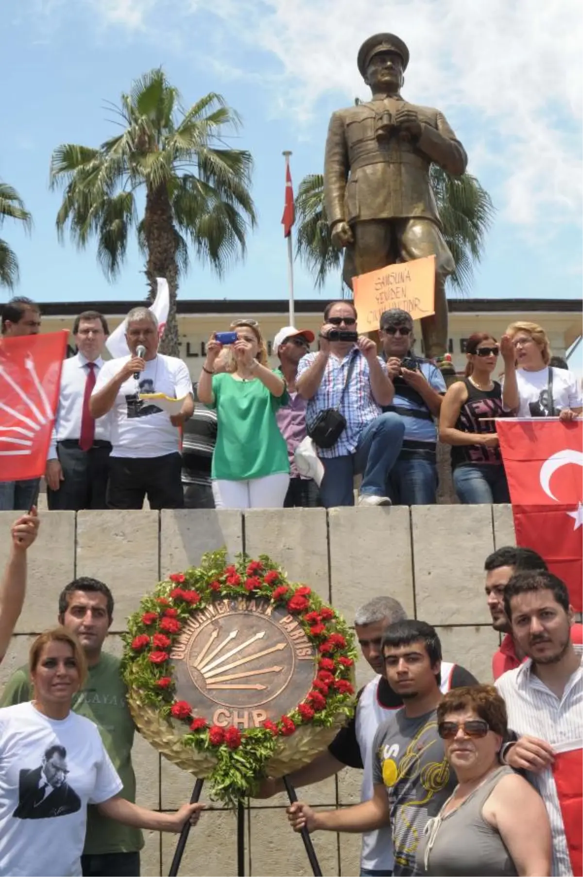 CHP\'lilerden Alternatıf 19 Mayıs Kutlaması