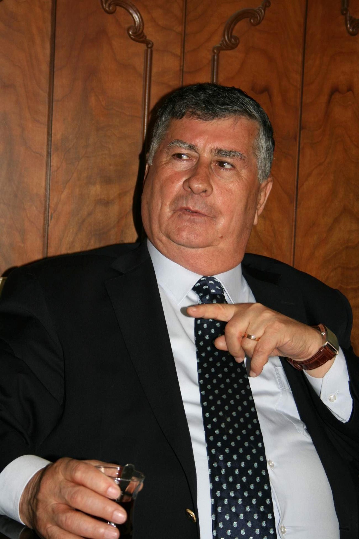 CHP Milletvekili, Tiyatroya Benzettiği Kutlamalara Protesto Amacıyla Katılmadı