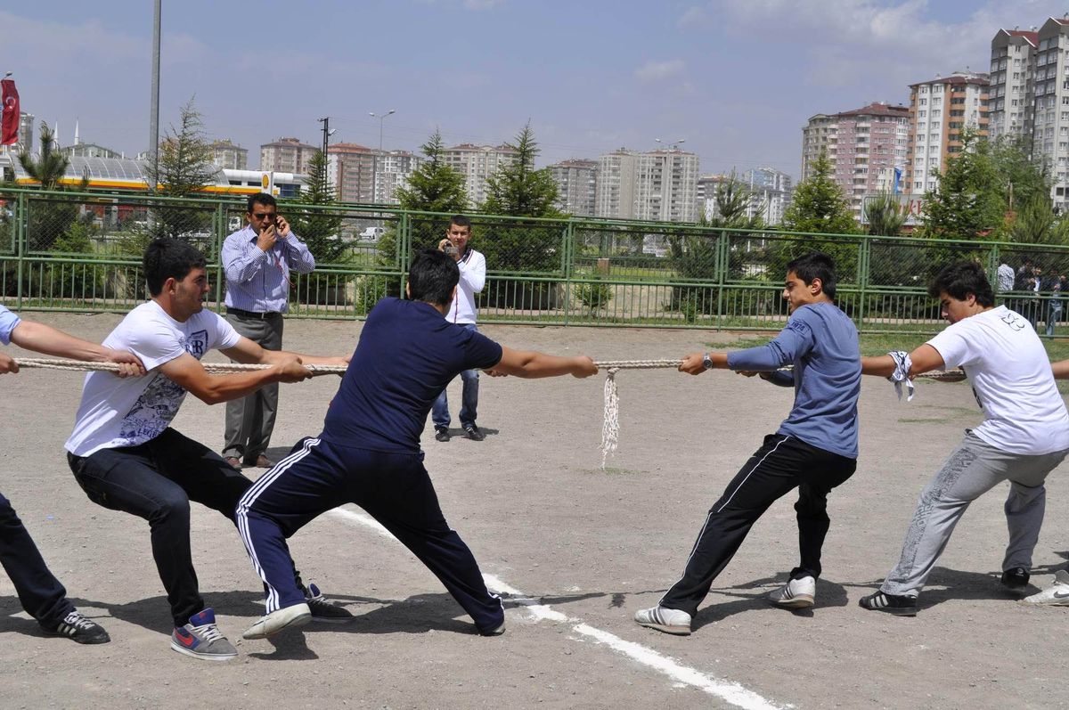 Eraslan Lisesi\'nde 19 Mayıs Coşkusu