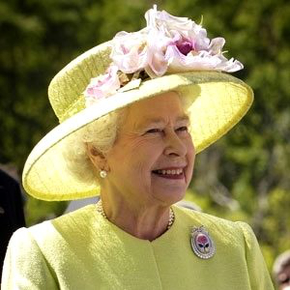 İngiltere'de Kraliçe Elizabeth'in Tahta Çıkışının 60. Yıldönümü Kutlamaları Tartışmalı Başladı