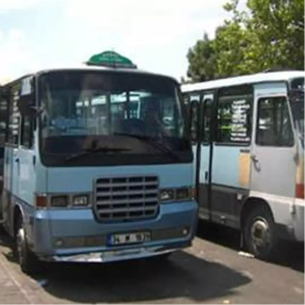 İstanbul\'da Minibüs Devrimi!
