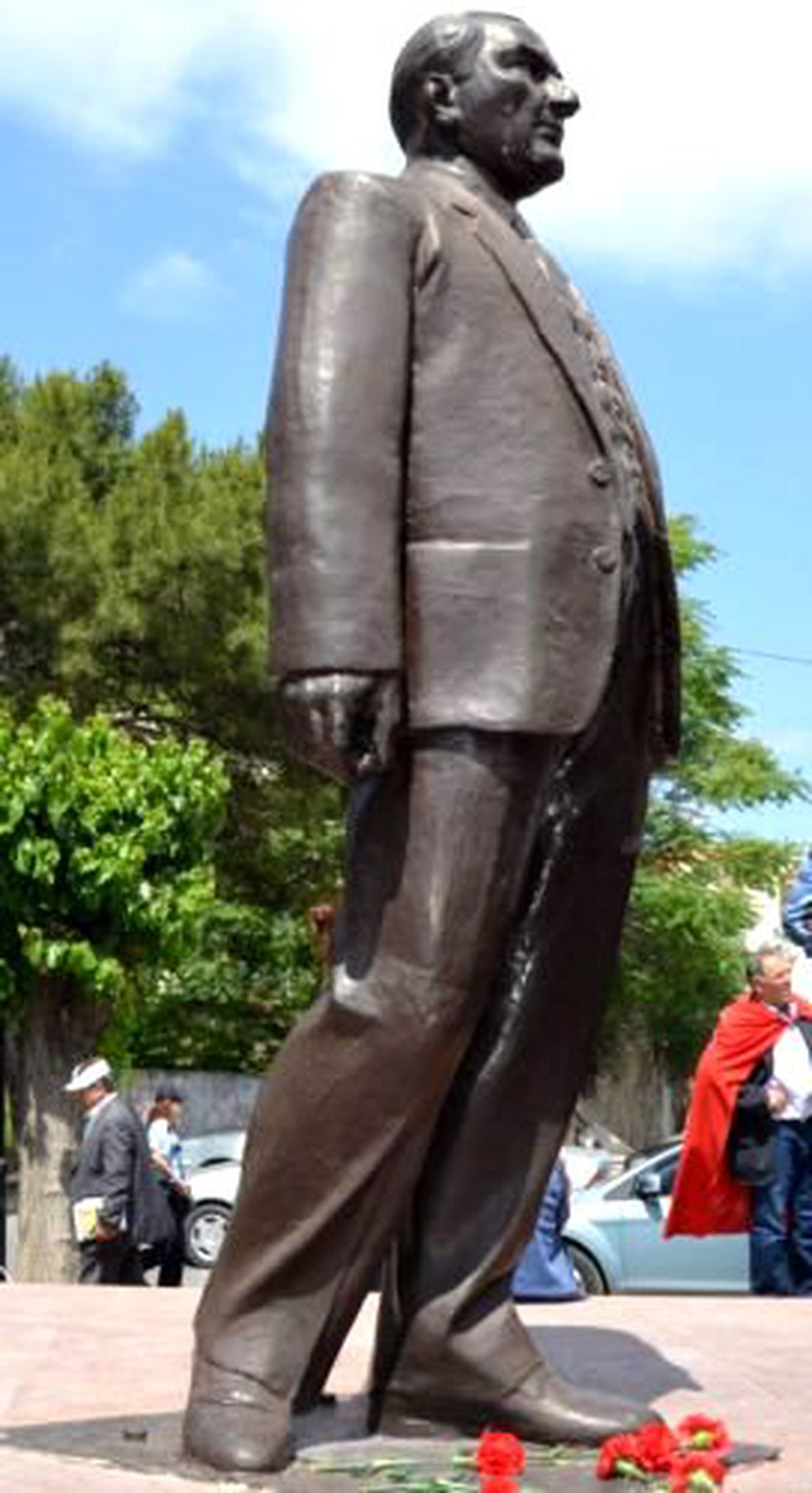 İzmir\'de 19 Mayıs Kutlaması Şenliğe Dönüştü