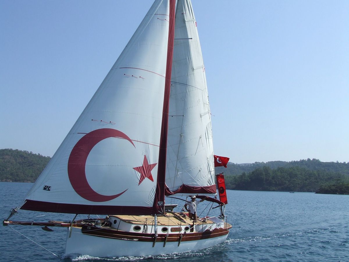 Kendi Yaptığı Gemiyle Dünyayı Dolaştı