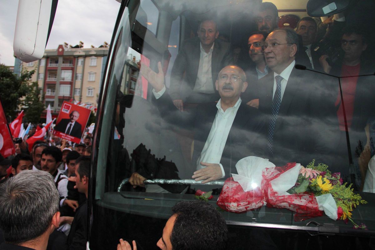 Kılıçdaroğlu Ezilme Tehlikesi Geçirdi