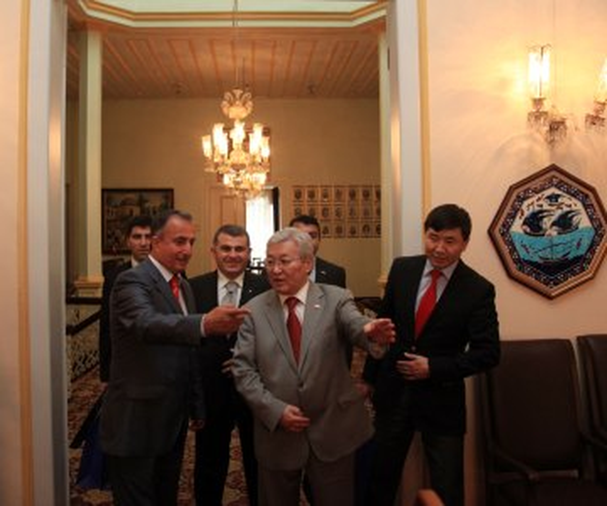 Moğolistan\'dan Bursa\'ya Kardeşlik Adımı
