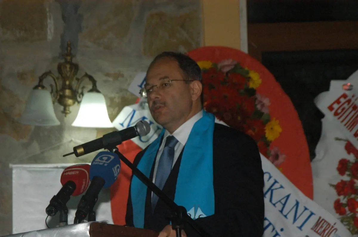 Şehit Tıbbiyeliler Gece Yarısı Anıldı