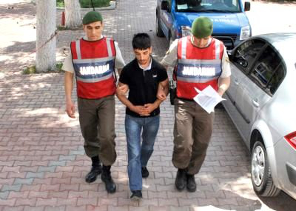 Yolcu Otobüsünden 10 Kilogram Esrar Çıktı