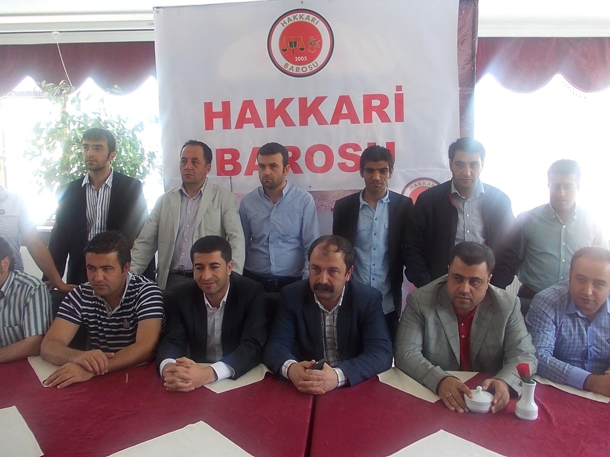 Doğu ve Güneydoğu Bölge Baro Başkanları Hakkari'de Toplandı
