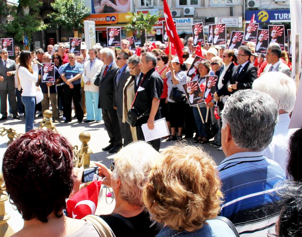 Edremit\'te 19 Mayıs Protestosu