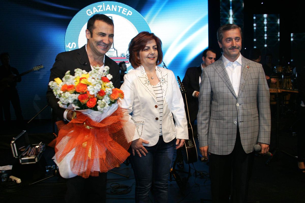 Ferhat Göçer Gaziantep\'i Salladı