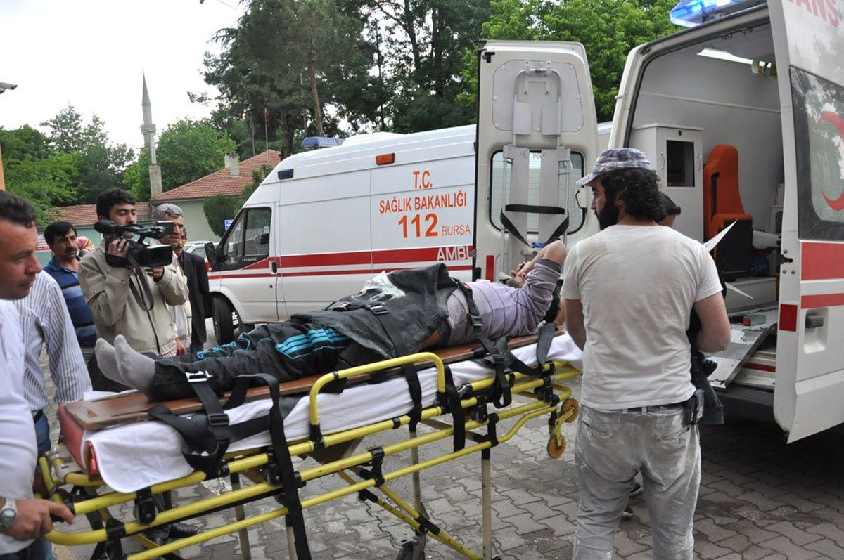 İnşaattan Düşen İşçi Ağır Yaralandı