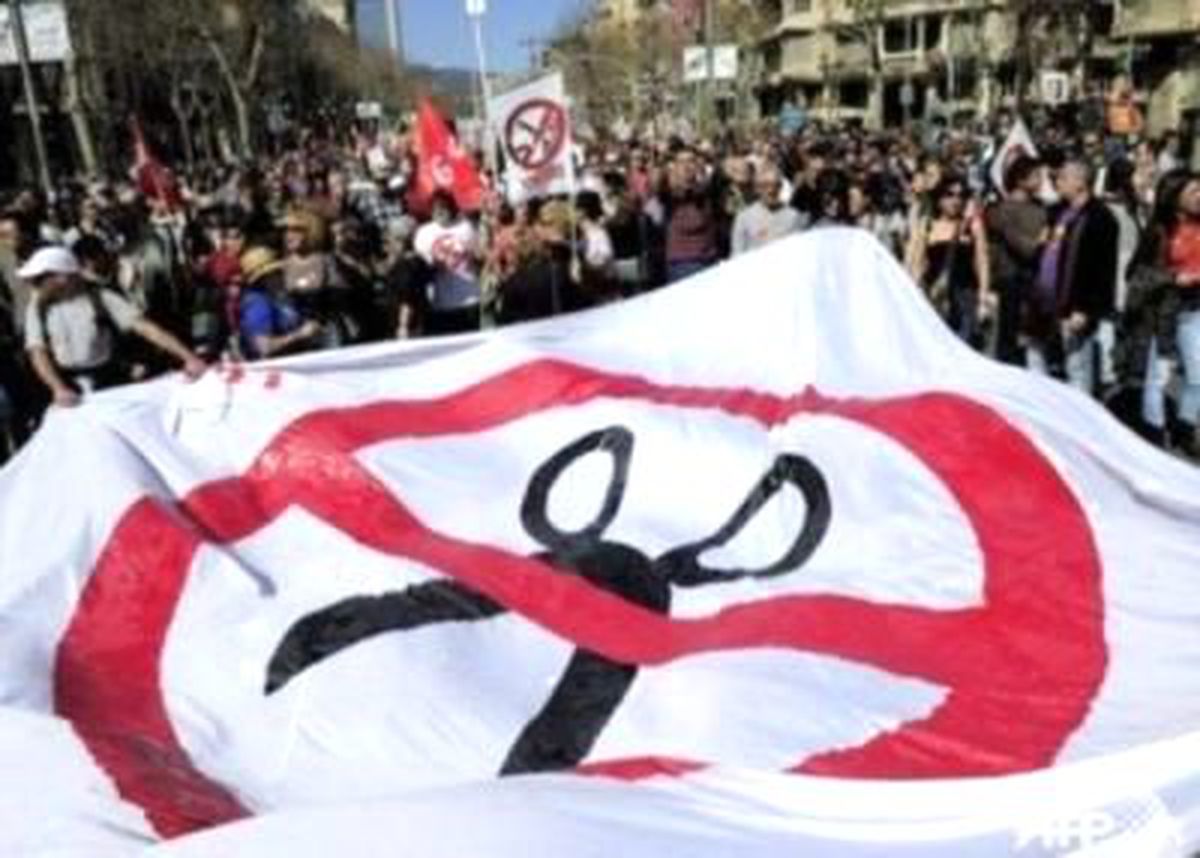İspanya Bütçe Açığını Yüzde 8.9\'a Revize Etti