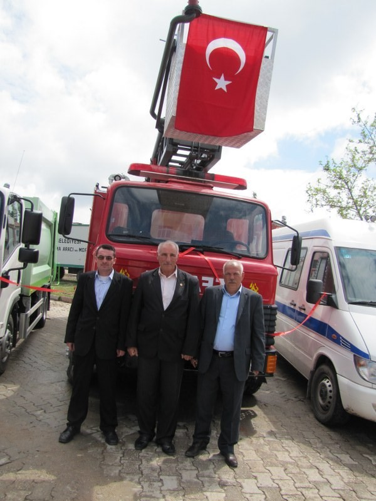 Karbasan Belediyesi 150 Bin Liralık İtfaiye Aracını 50 Bin Liraya Mal Etti