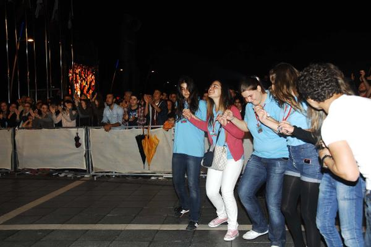 Marmaris'te, Candan Erçetin'le 19 Mayıs Coşkusu