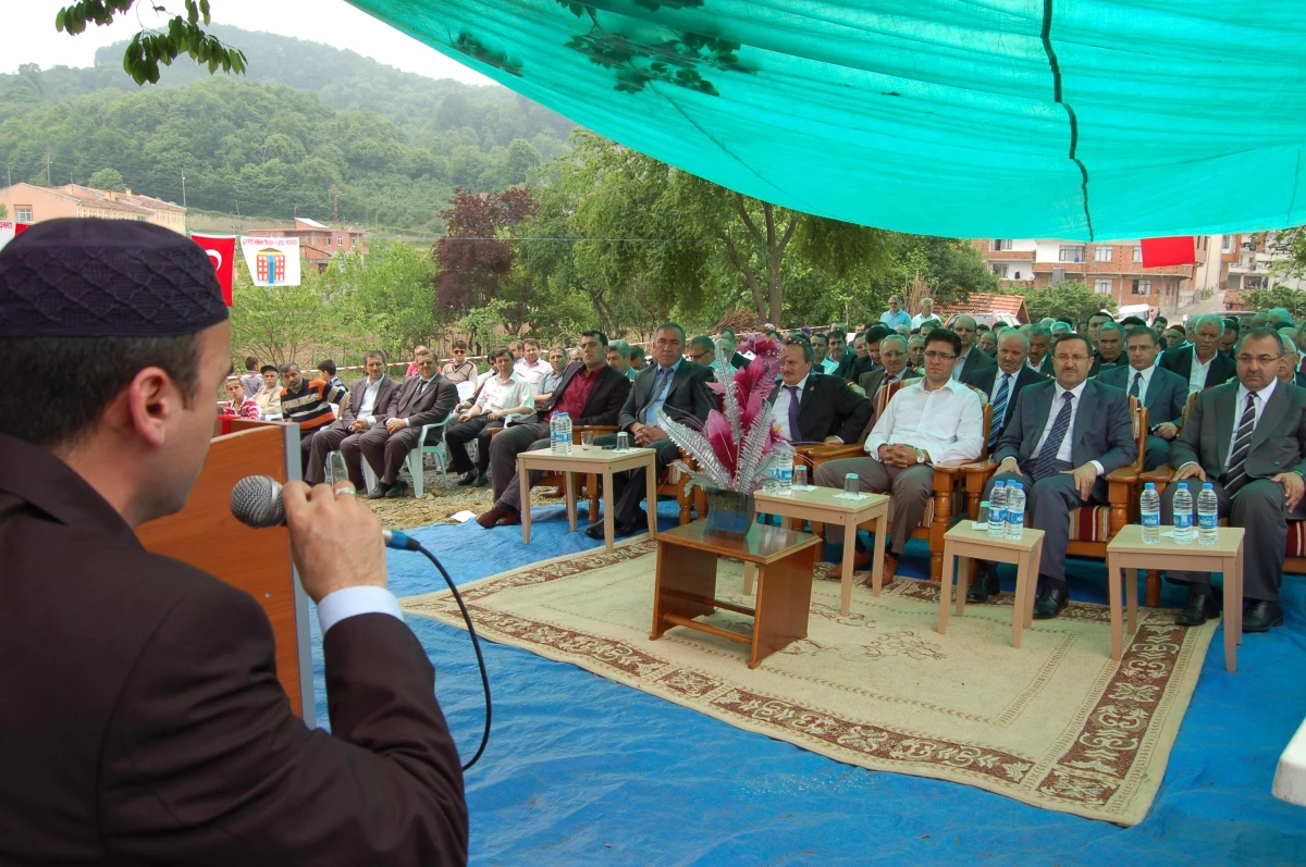 Öğrenci Yurdunun Tameli Atıldı