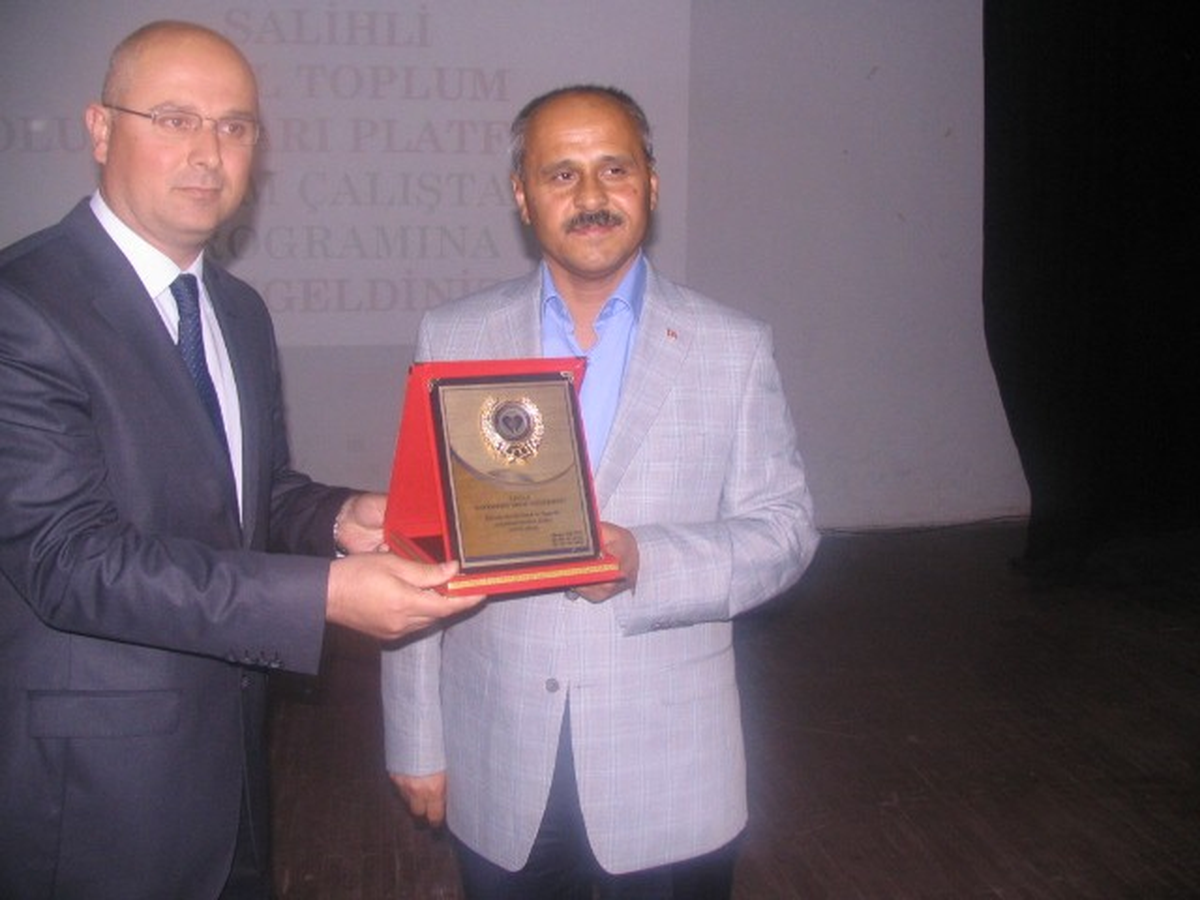 Salihli\'nin En Güzel Okulu Seçildi