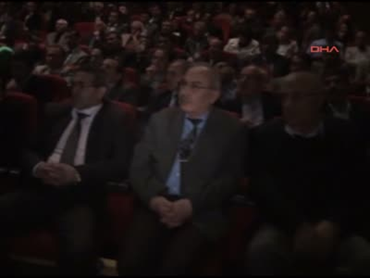 Serka\'nın Dış Ticaret Toplantısında İlginç Protesto