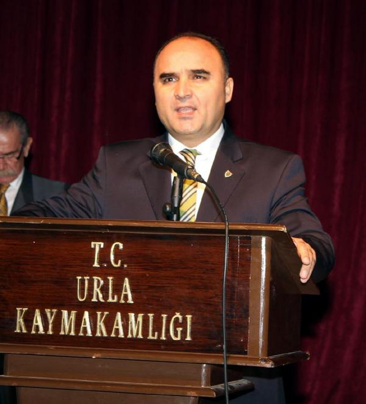 Sokak Köpeklerine Zehirli Kıyma