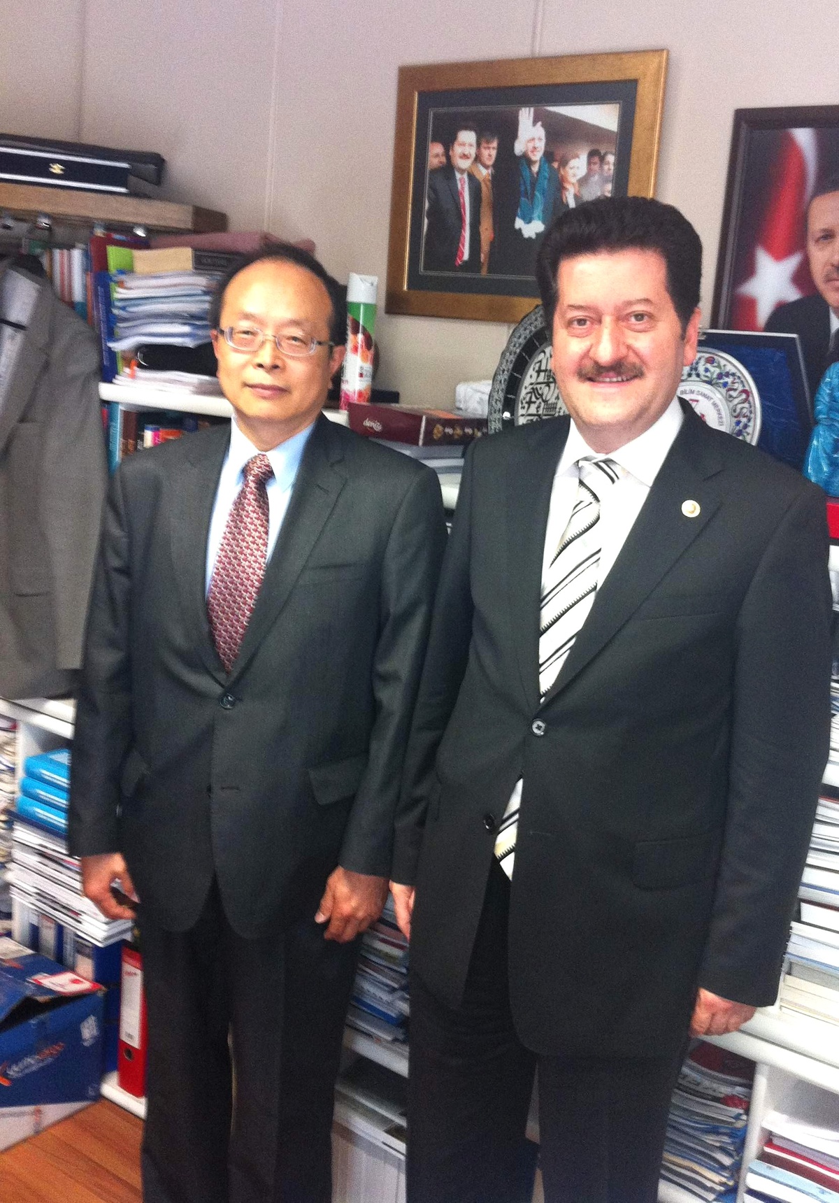 Taiwan Büyükelçisi Chen, Milletvekili Kinay'ı Ziyaret Etti