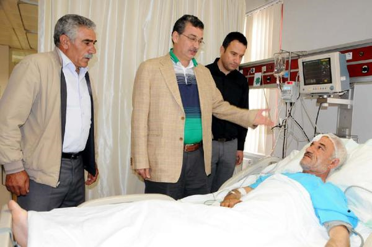 Vali Güvenç, Polis Kurşunuyla Yaralanan Karabacak'ı Ziyaret Etti