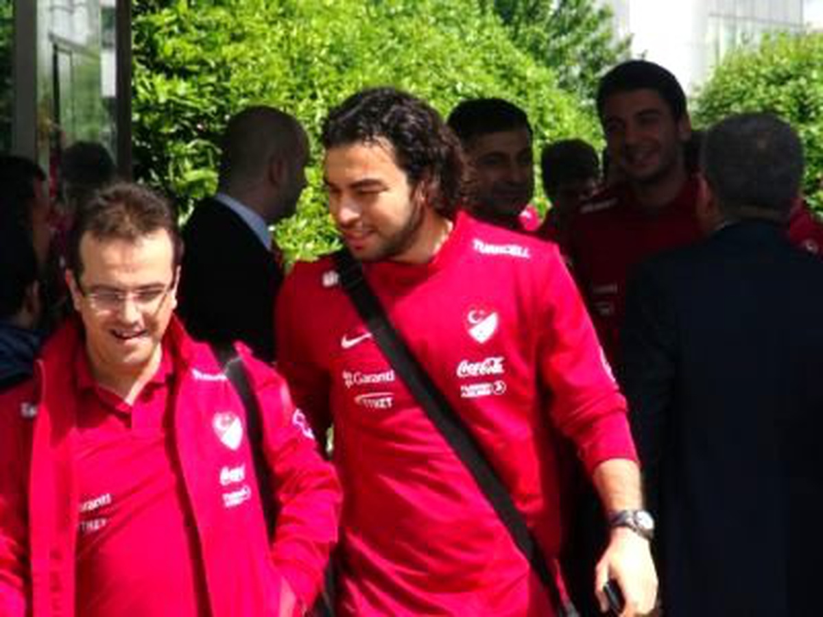4 Futbolcu Aday Kadrodan Çıkarıldı