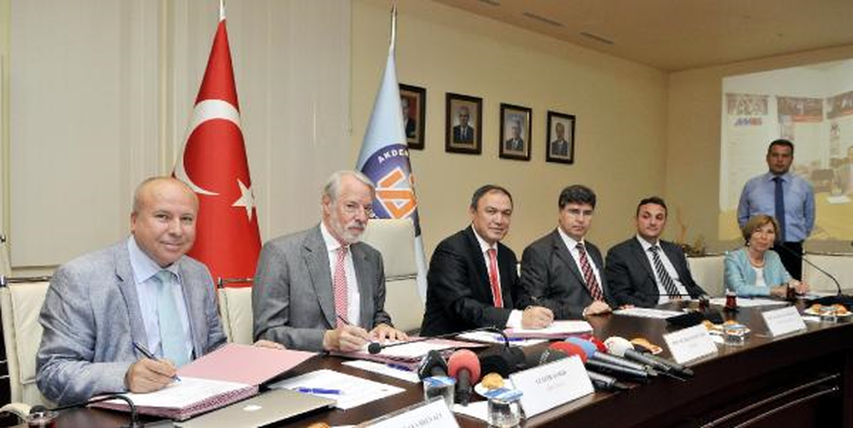 Akdeniz Üniversitesi Uzaya Açılıyor